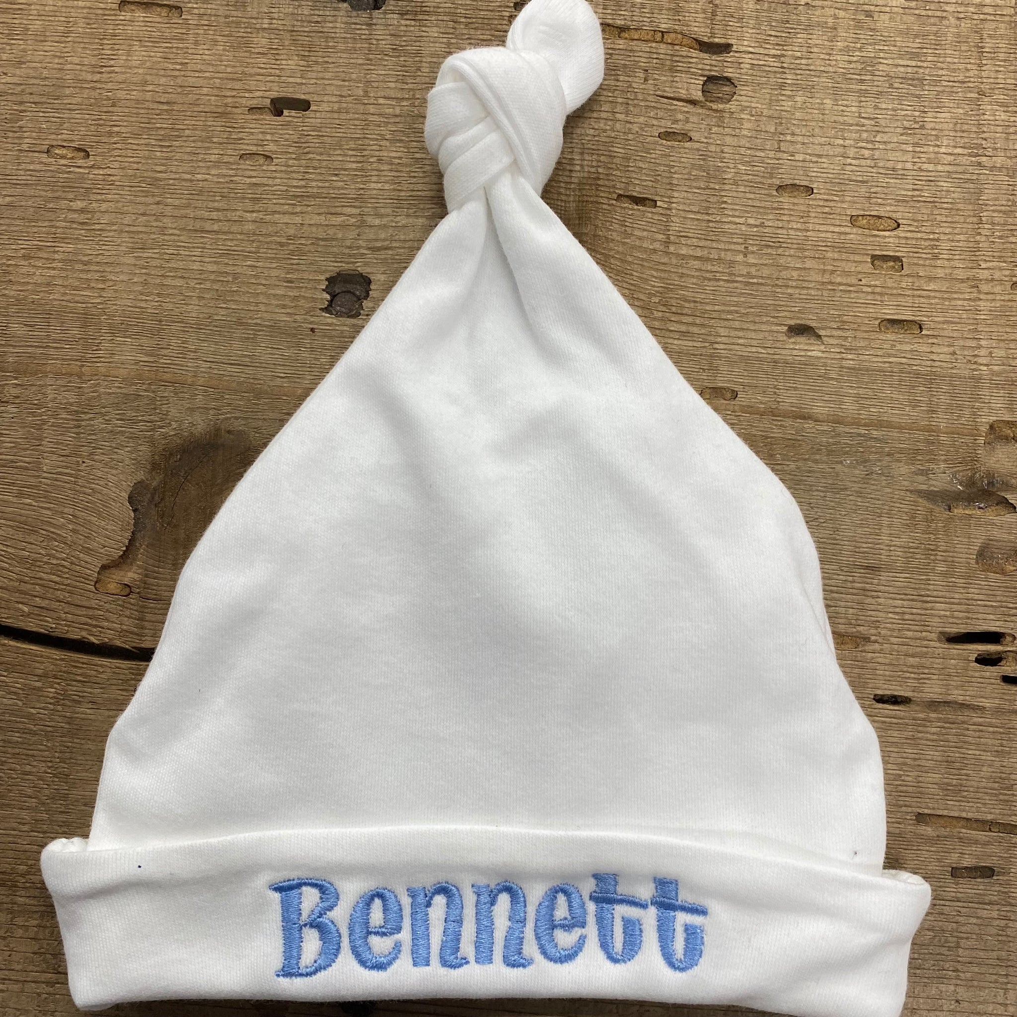 Bennett Knot Cap